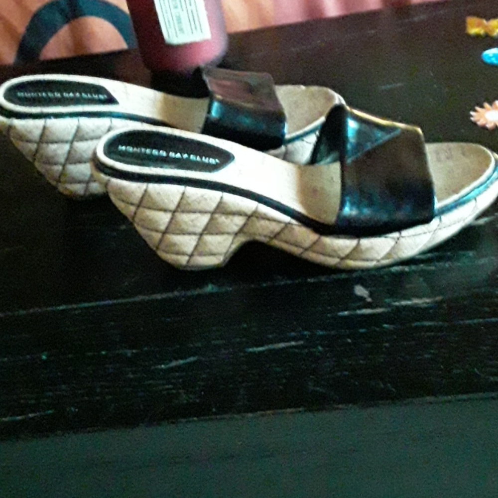 Shoes - Picture 4 of 4